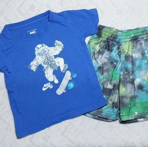Nike SB t-shirt and shorts outfit